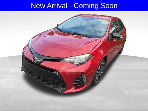 Used 2019 Toyota Corolla SE FWD image 2