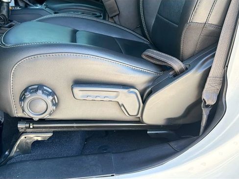 Used 2023 Jeep Wrangler Sahara w/ Cold Weather Group image 24