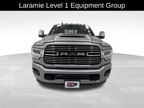 Used 2024 RAM 2500 Laramie w/ Sport Appearance Package AWD/4WD image 7