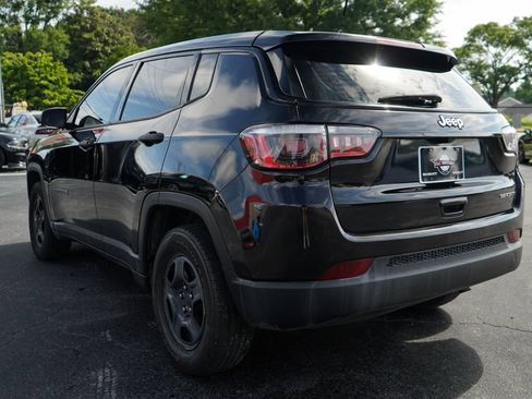 Used 2018 Jeep Compass Sport FWD image 3