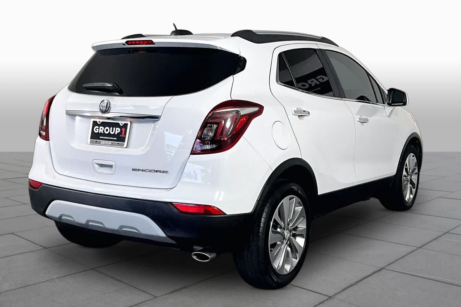 Used 2020 Buick Encore FWD image 12