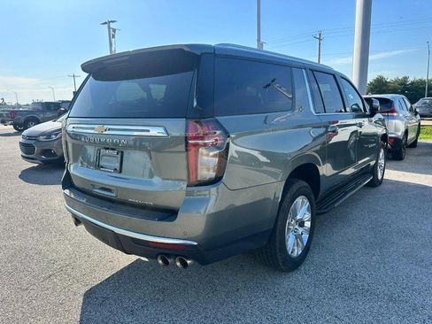 Used 2023 Chevrolet Suburban Premier AWD/4WD image 3