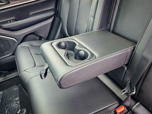 New 2026 Jeep Grand Cherokee Limited image 35