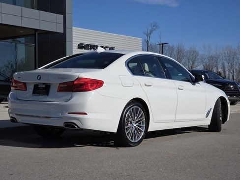 Used 2019 BMW 540i xDrive w/ Executive Package image 32