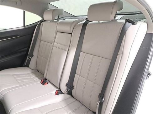 Used 2018 Lexus ES 350 image 13