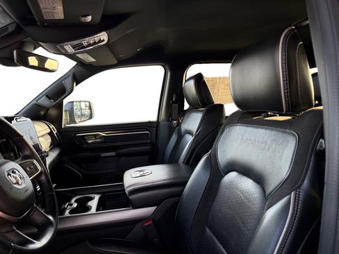 Used 2024 RAM 1500 Laramie image 10