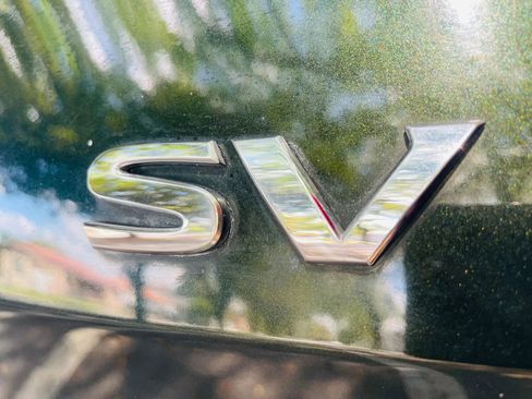 Used 2018 Nissan Rogue SV w/ Sun & Sound Touring Package image 15