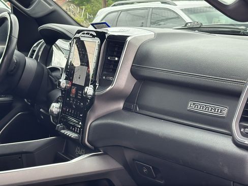 Used 2020 RAM 1500 Laramie w/ Sport Appearance Package image 28