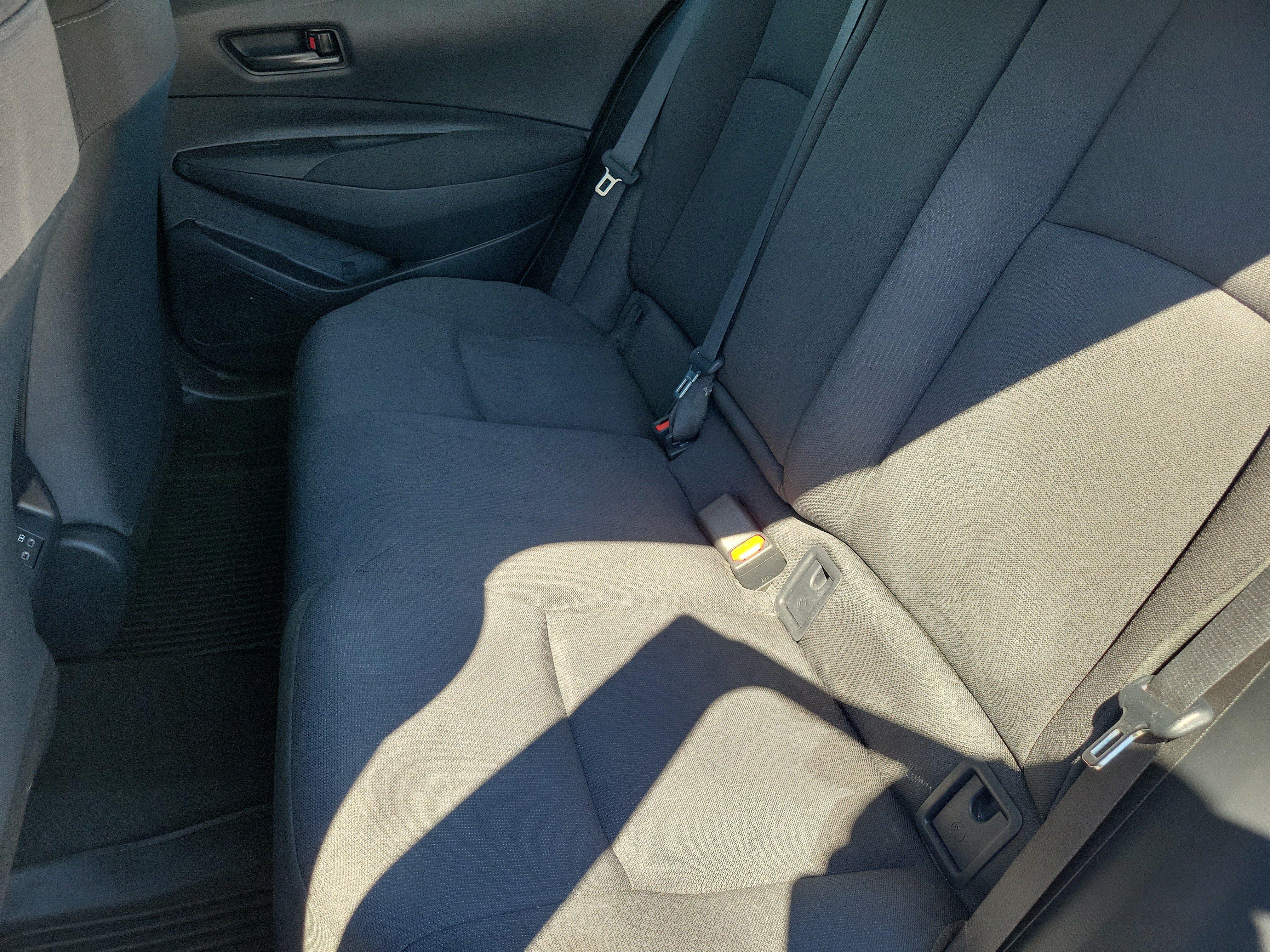 Used 2024 Toyota Corolla LE FWD image 17