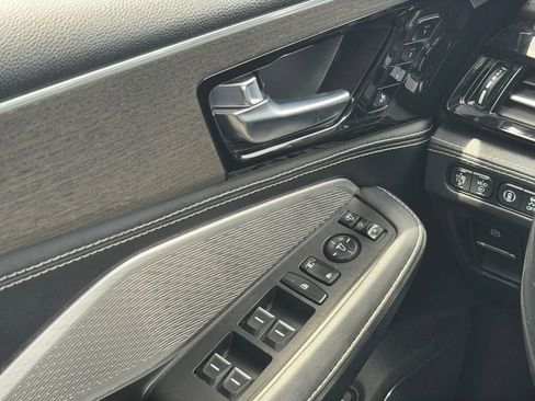 Used 2022 Acura MDX SH-AWD w/ Advance Package image 10