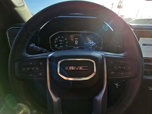 Used 2024 GMC Sierra 3500 SLE w/ SLE Value Package image 18