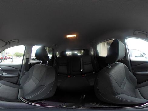 Used 2025 Nissan Rogue SV AWD/4WD image 37