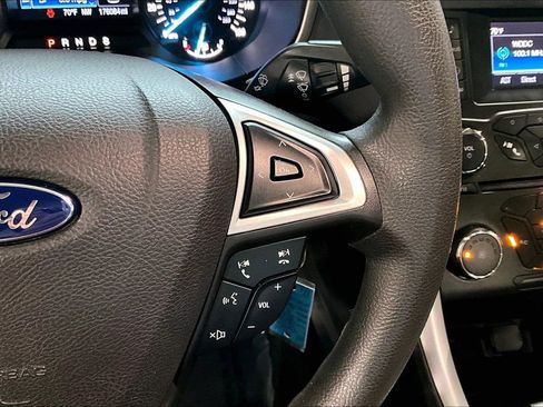 Used 2016 Ford Fusion SE FWD image 24