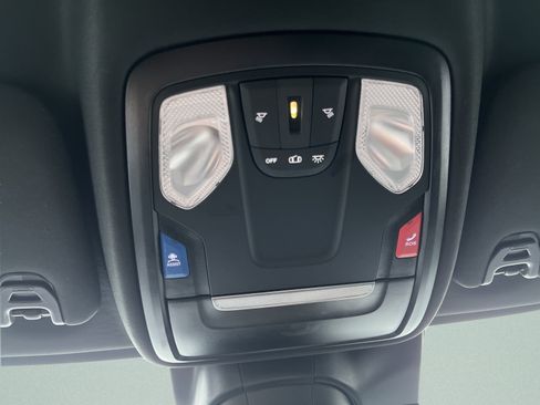 Used 2026 RAM 2500 Big Horn AWD/4WD image 17