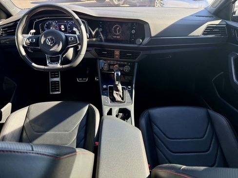 Used 2019 Volkswagen Jetta GLI Autobahn image 17