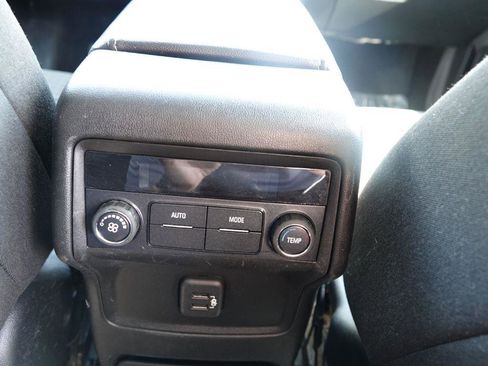 Used 2019 GMC Acadia SLE AWD/4WD image 38