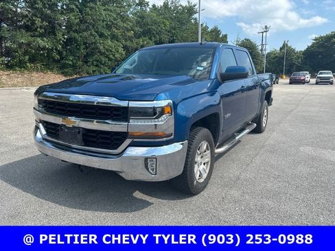 Used 2018 Chevrolet Silverado 1500 LT w/ Texas Edition RWD image 3