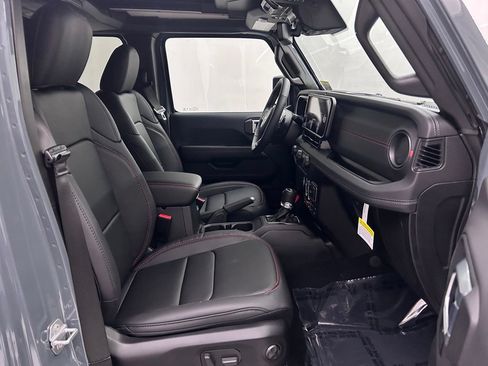 New 2026 Jeep Wrangler Unlimited Rubicon 392 w/ Quick Order Package 27X Moab AWD/4WD image 17