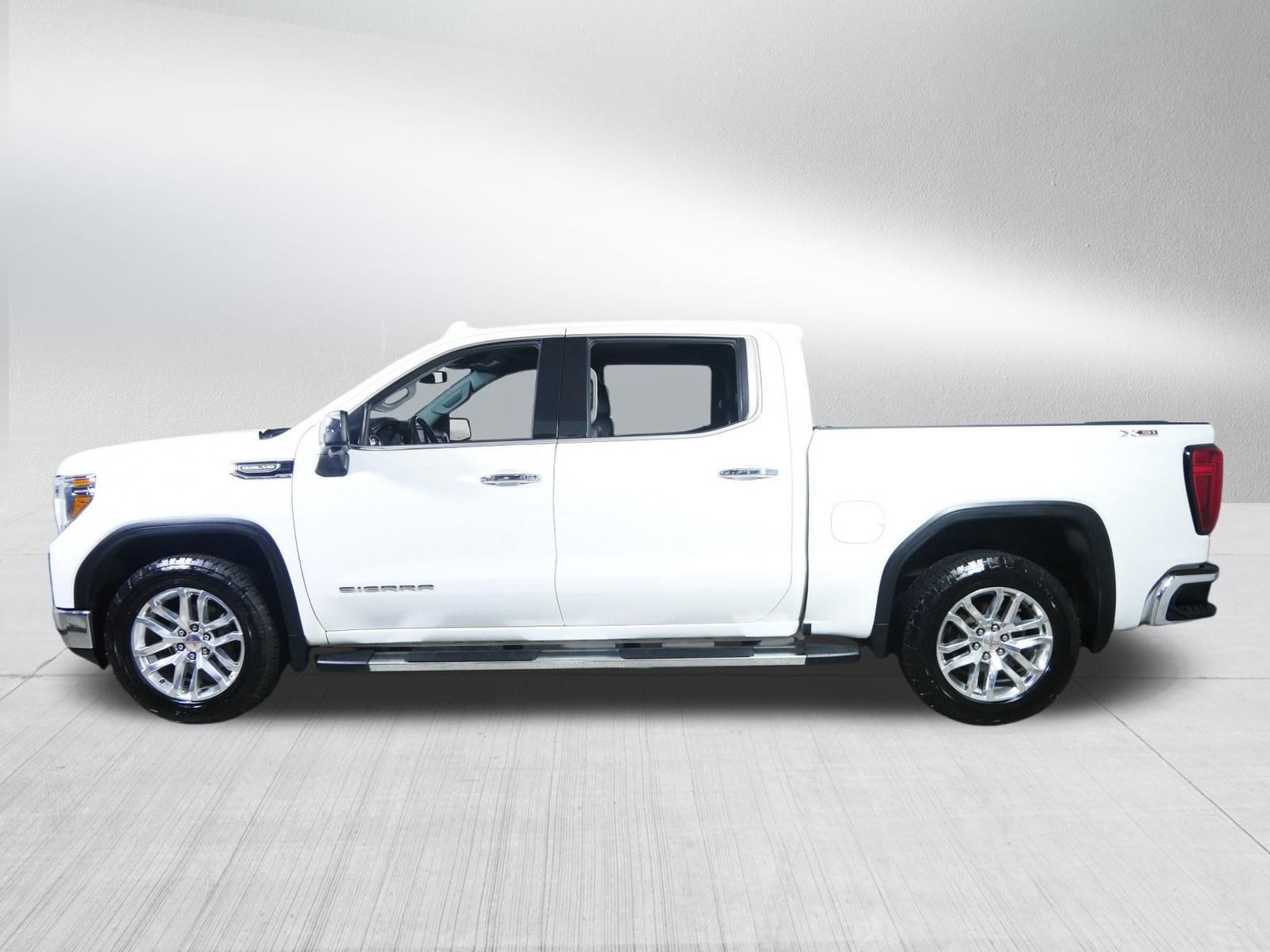 Used 2022 GMC Sierra 1500 SLT w/ SLT Premium Package AWD/4WD image 4