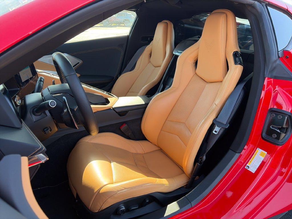 Used 2022 Chevrolet Corvette Stingray Preferred Cpe w/ Battery Protection Package RWD image 24