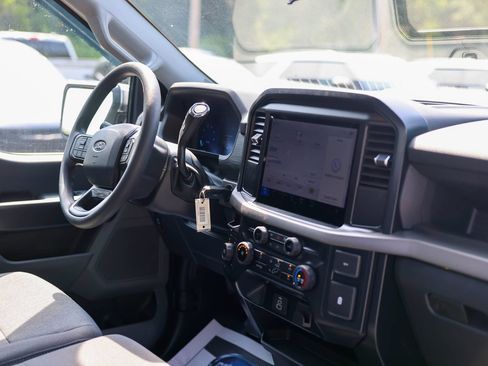 Used 2025 Ford F150 XL w/ Equipment Group 103A High AWD/4WD image 10