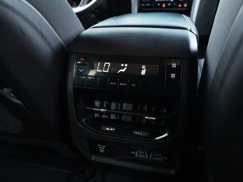 Used 2023 Jeep Grand Cherokee L Laredo w/ Luxury Tech Group I AWD/4WD image 30