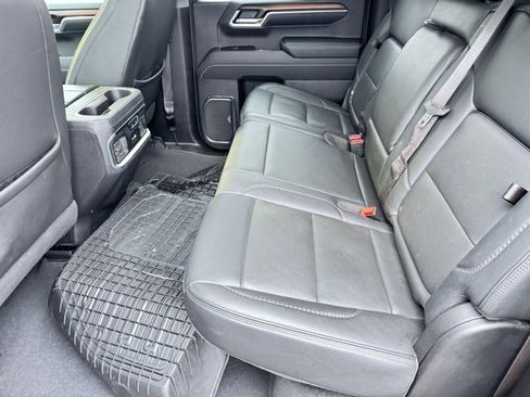 Used 2024 GMC Sierra 1500 Denali w/ Denali Reserve Package image 8