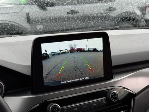 Used 2024 Ford Escape Active image 3