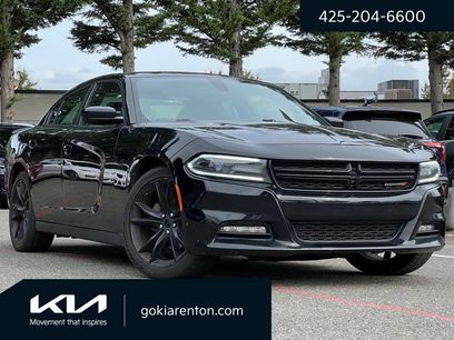 Used 2016 Dodge Charger SXT w/ Blacktop Package