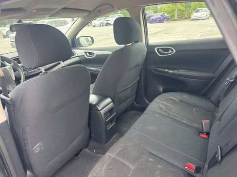 Used 2015 Nissan Sentra S FWD image 10