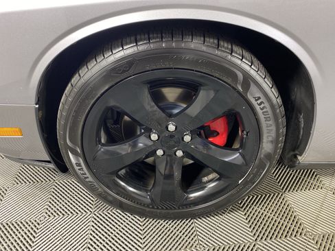 Used 2014 Dodge Challenger R/T w/ Blacktop Package RWD image 12