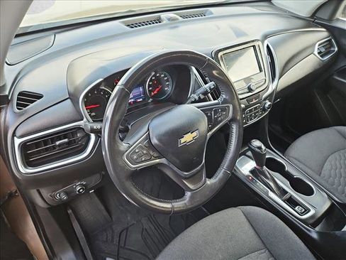 Used 2019 Chevrolet Equinox LT image 10