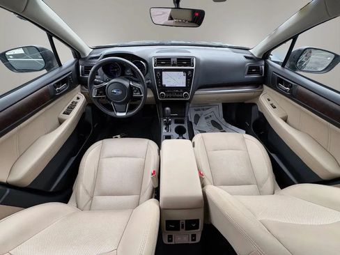 Used 2019 Subaru Outback 2.5i Limited w/ Popular Package #2 AWD/4WD image 9