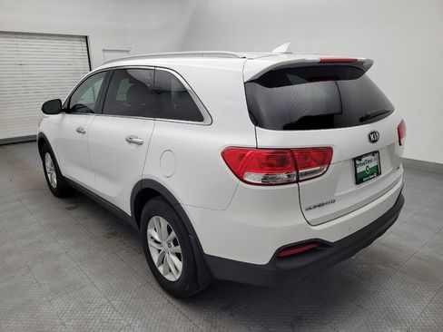 Used 2018 Kia Sorento LX image 5