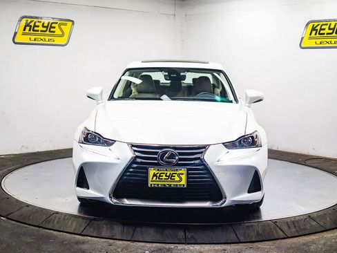 Used 2018 Lexus IS 300 image 6