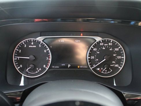 New 2025 Nissan Pathfinder SL image 12