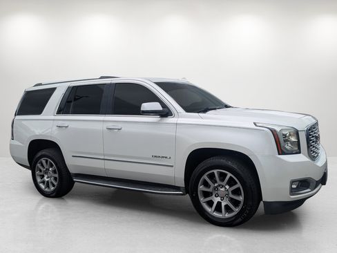 Used 2018 GMC Yukon Denali w/ Open Road Package RWD image 3