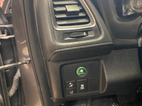 Used 2022 Honda HR-V EX image 15