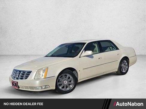 Used 2007 Cadillac DTS Luxury II FWD image 1