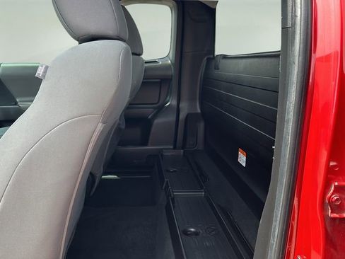 Used 2022 Toyota Tacoma SR RWD image 14