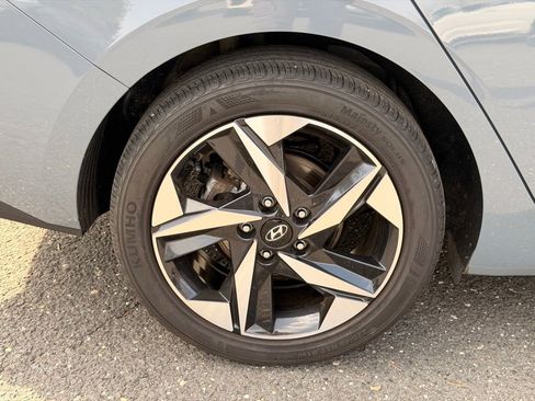 Certified 2023 Hyundai Elantra SEL w/ Convenience Package image 7