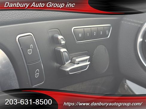 Used 2014 Mercedes-Benz SL 550 image 17