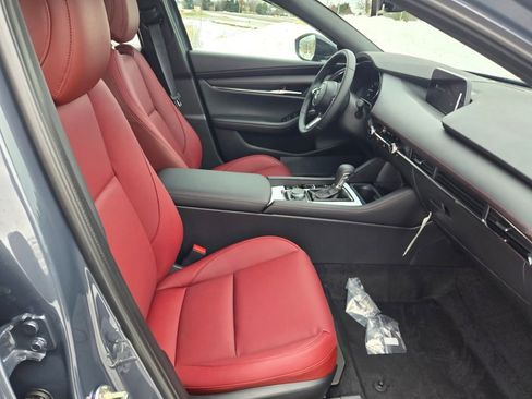 New 2026 MAZDA MAZDA3 Carbon image 4