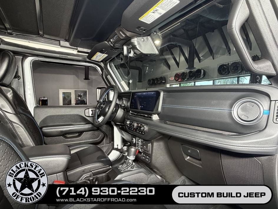 Used 2024 Jeep Wrangler High Altitude AWD/4WD image 27