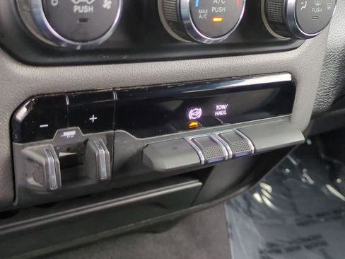 Used 2024 RAM 2500 Big Horn image 18