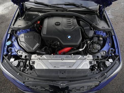 Used 2022 BMW 330i xDrive Sedan w/ M Sport Package image 38