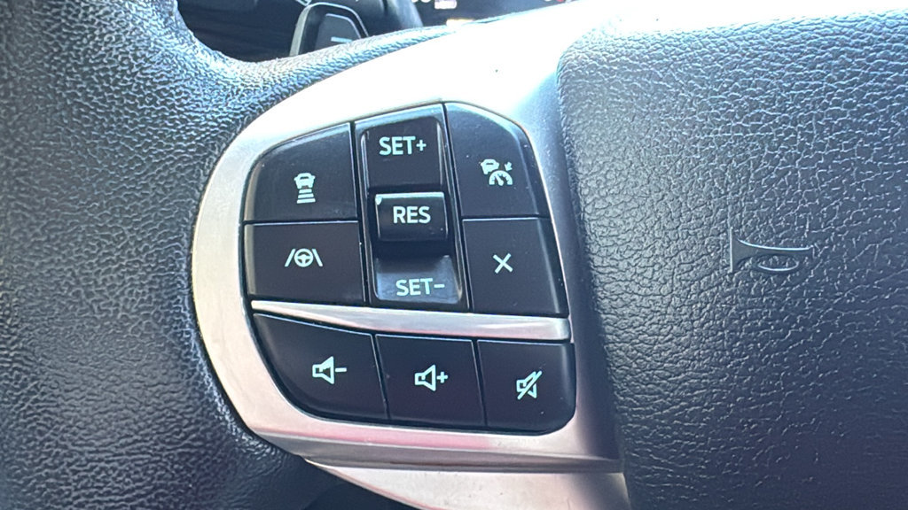 Certified 2020 Ford Explorer XLT w/ Equipment Group 202A RWD image 12