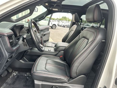Used 2023 Ford Expedition Limited AWD/4WD image 21