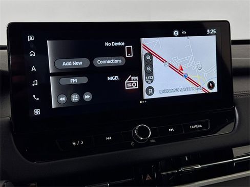 Used 2025 Mitsubishi Outlander SE image 14