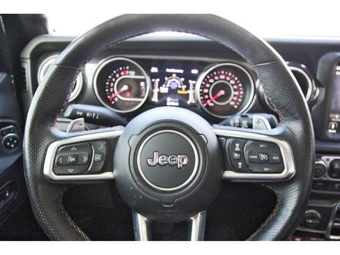 Used 2022 Jeep Wrangler Unlimited Rubicon w/ Xtreme Recon 35" Tire Package AWD/4WD image 12